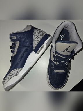 Air Jordan 3 Retro GS Georgetown Size 6.5Y Navy/White – Like New, Authentic